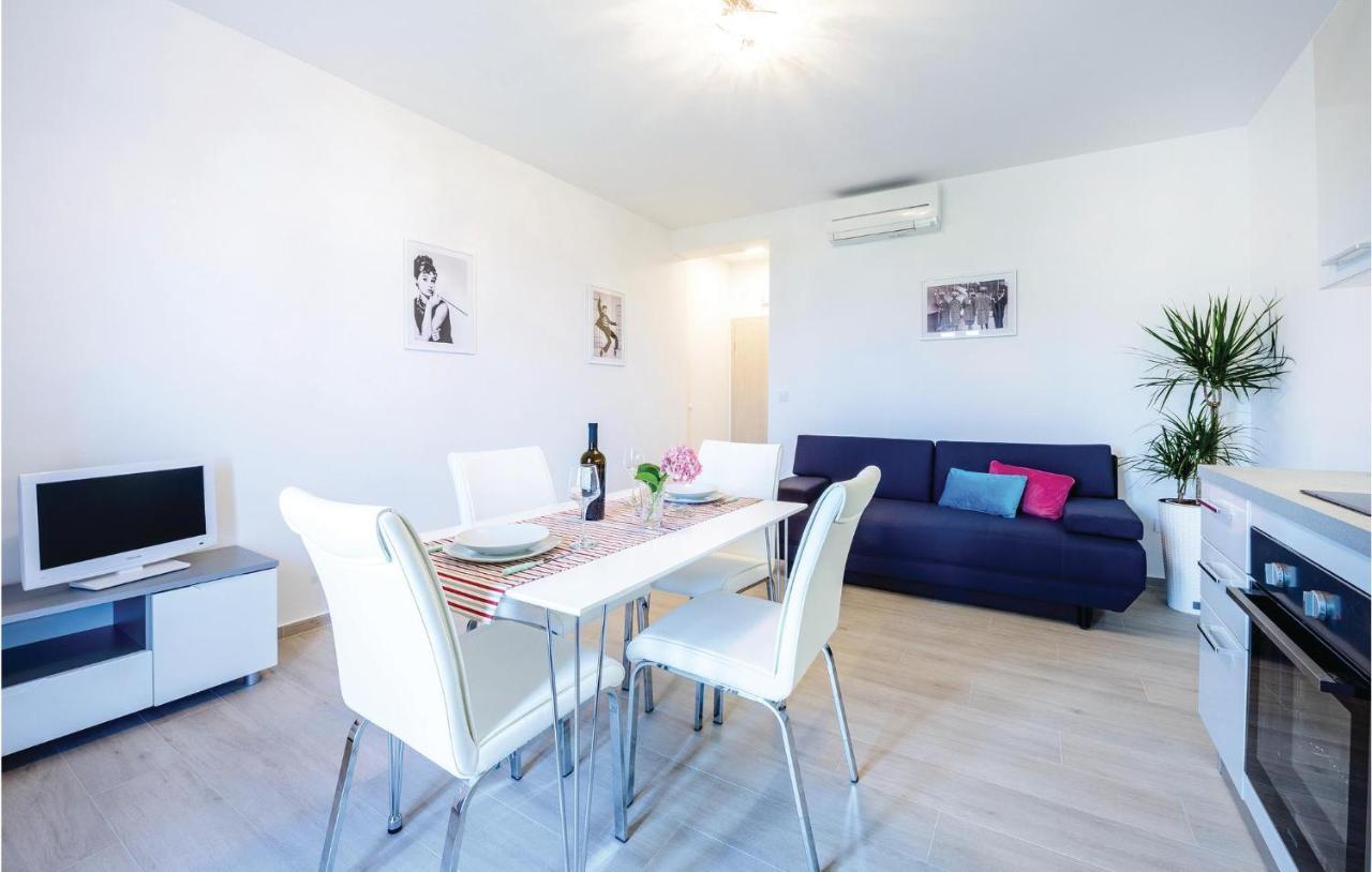 Amazing Apartment In Cavtat With House Sea View Екстер'єр фото